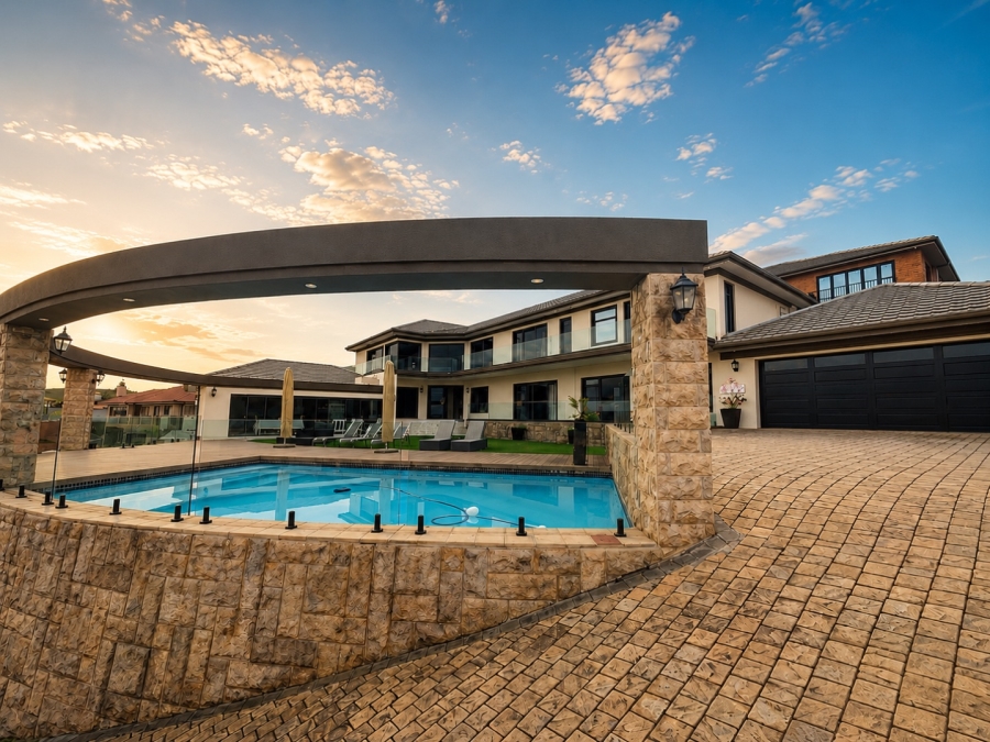 6 Bedroom Property for Sale in Monte Christo Western Cape